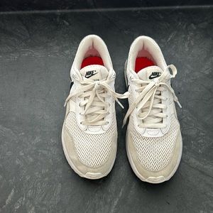 Nike Air Max SYSTM sneakers